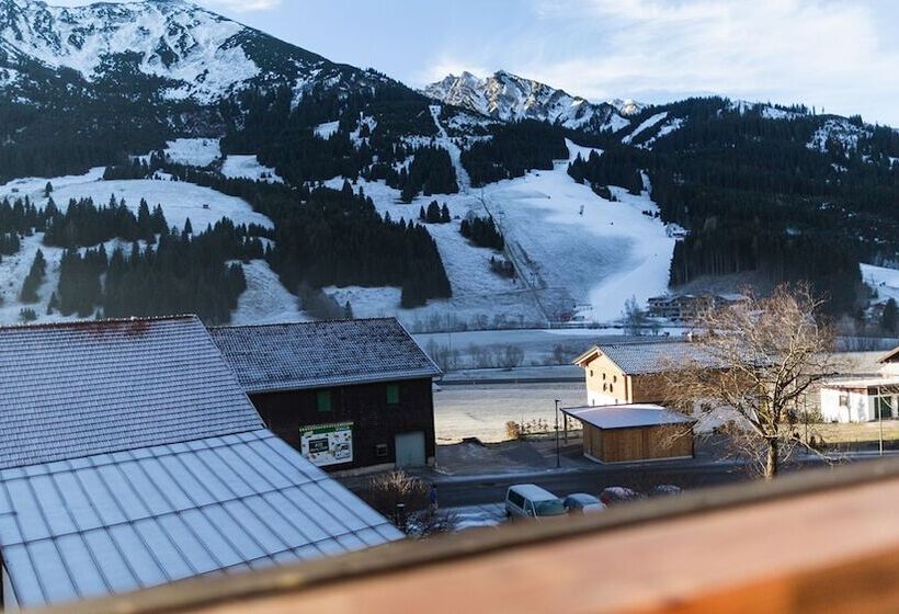 Отель Am Triendlhof