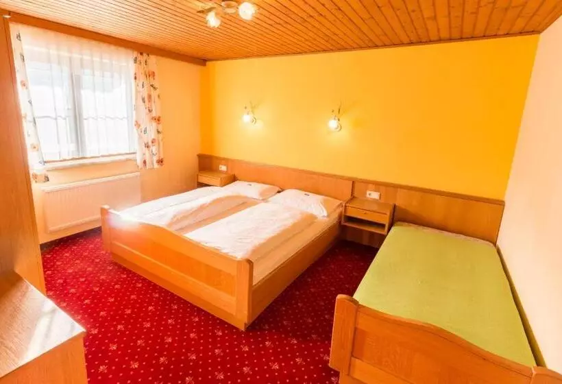 Отель Weissenstein