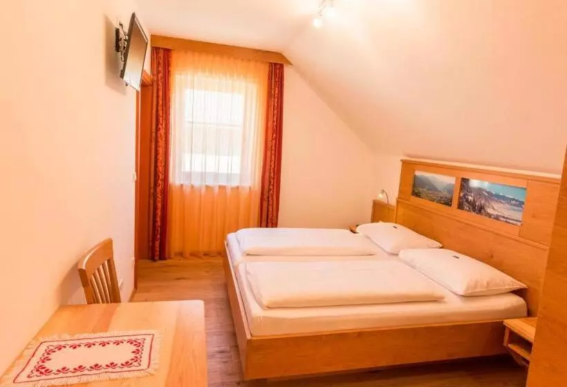 Отель Weissenstein