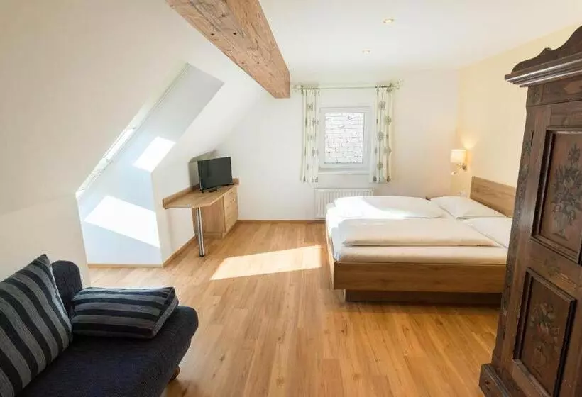 Отель Weissenstein