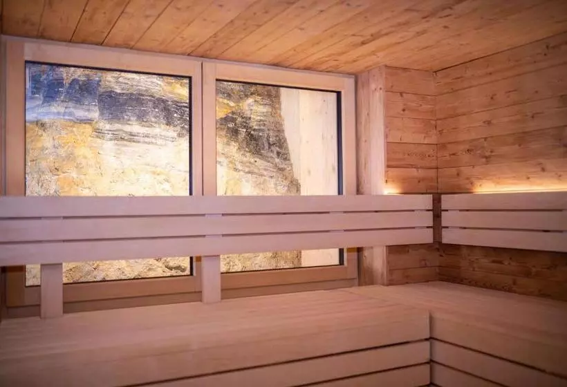 Отель Weissenstein