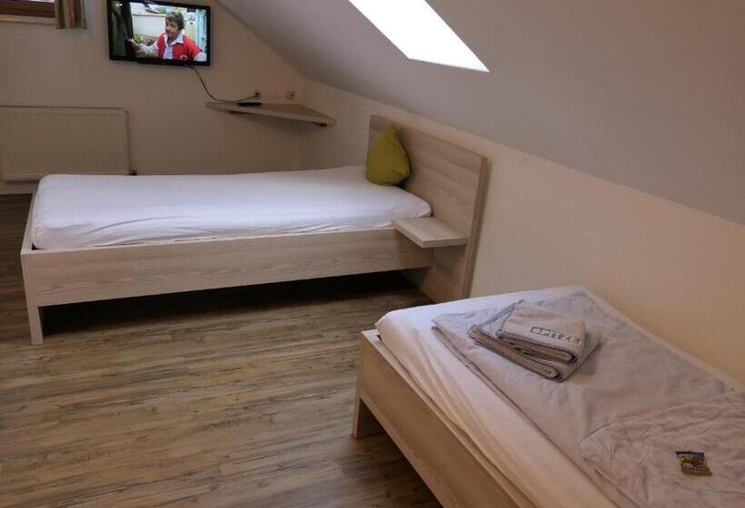 Пансион Landgasthof Spitzerwirt