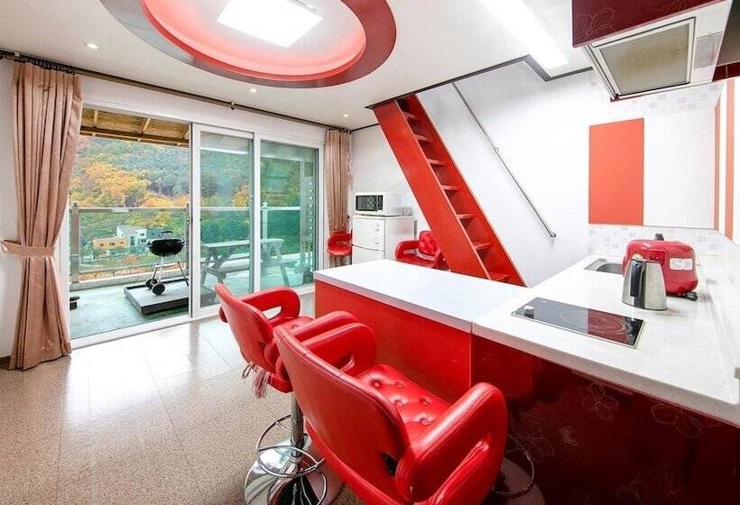 Gapyeong New Castle Pension