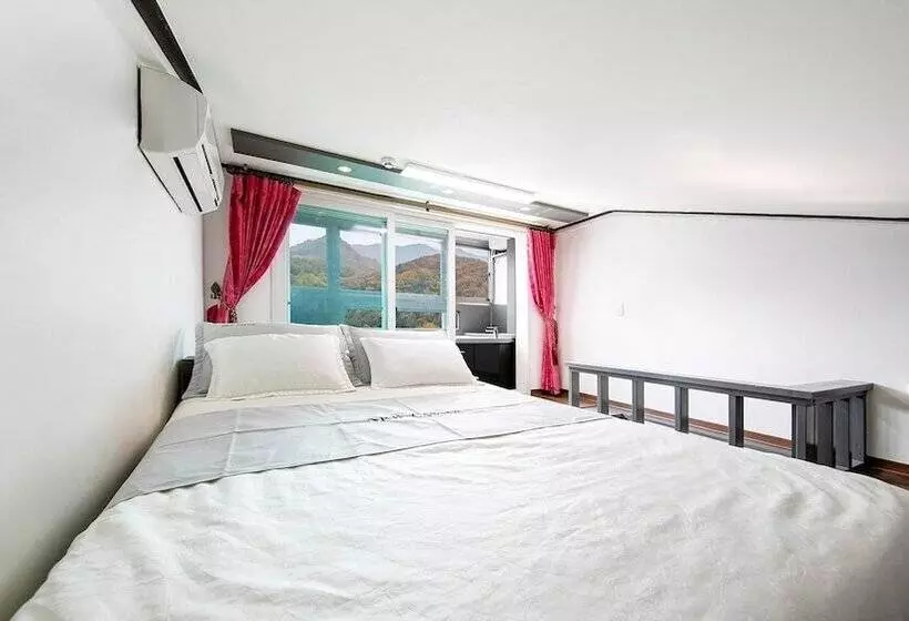 Gapyeong New Castle Pension