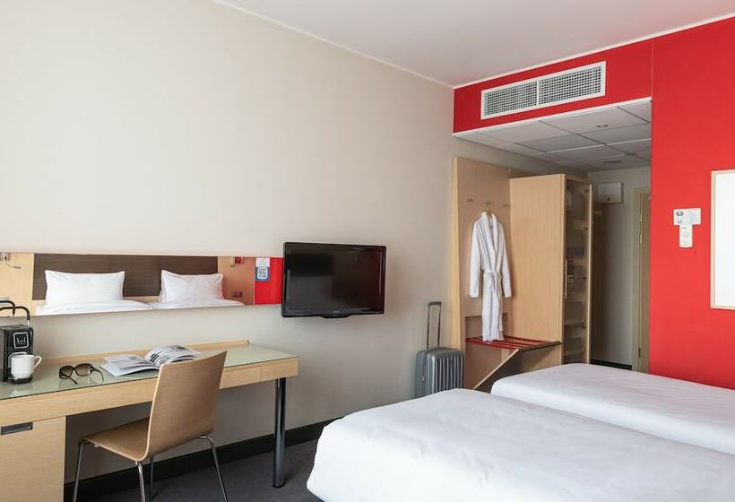 فندق Cosmos Yaroslavl