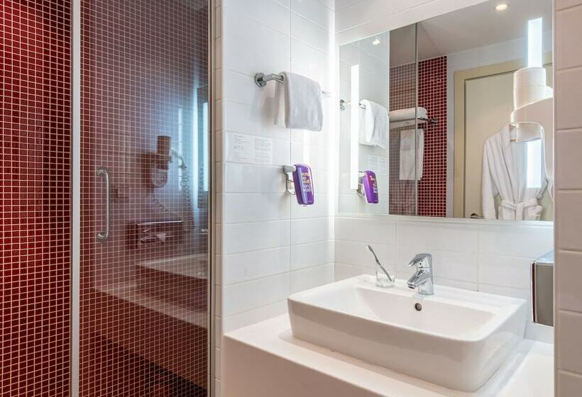 ホテル Cosmos Yaroslavl