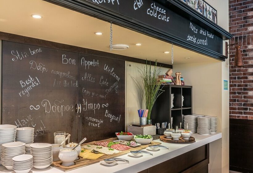 호텔 Cosmos Yaroslavl