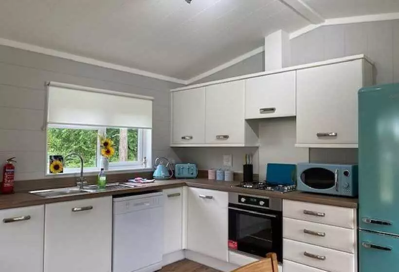 Hotelli Hollicarrs Sunflower Lodge