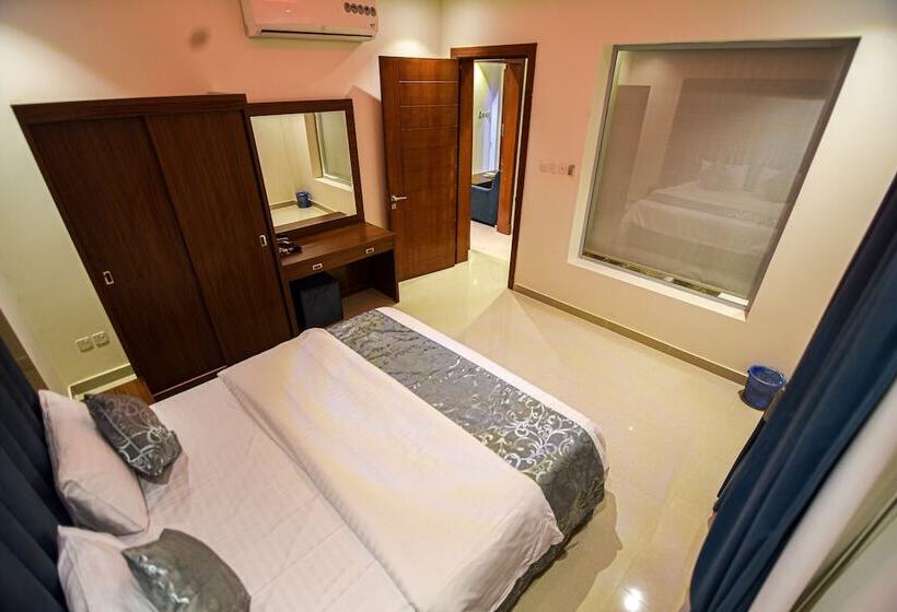 בית מלון כפרי Laylati Al Hamra