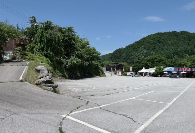 Gapyeong Ongdalsam Pension