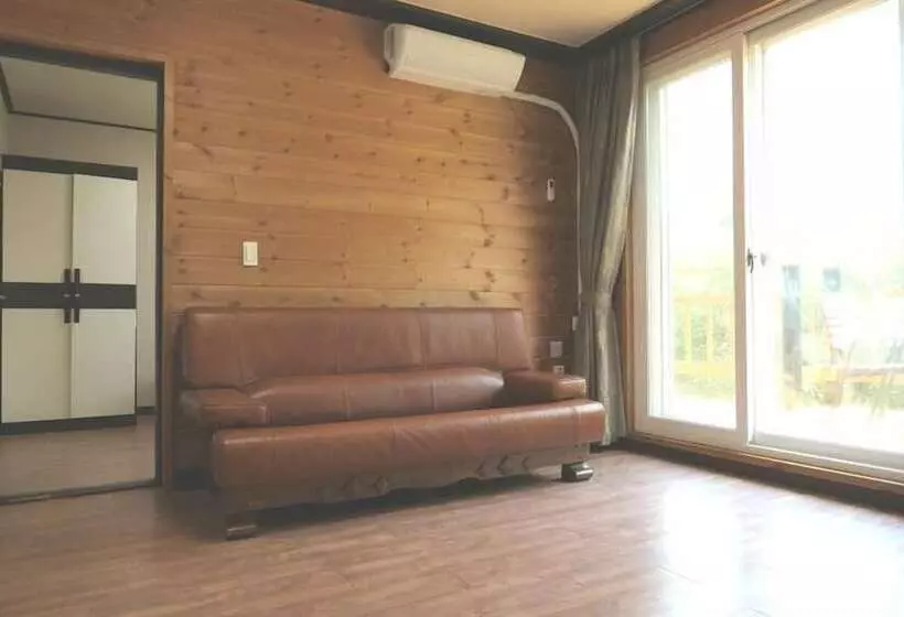 Gapyeong Ongdalsam Pension