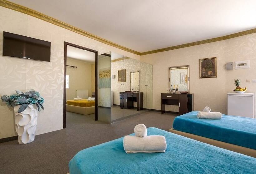 Отель Junior Suite For 2