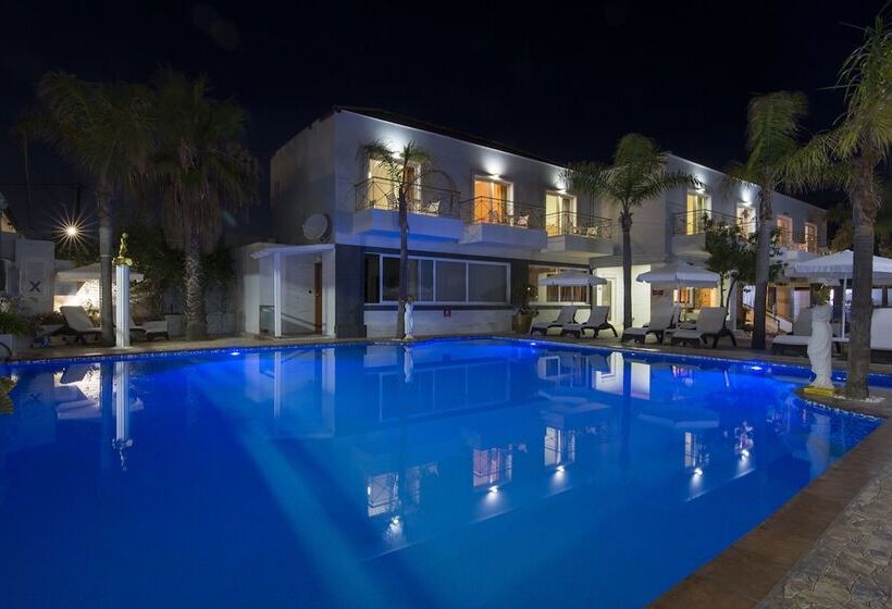 Отель Junior Suite For 2