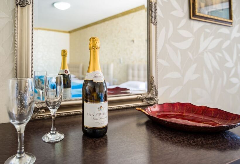 Отель Junior Suite For 2