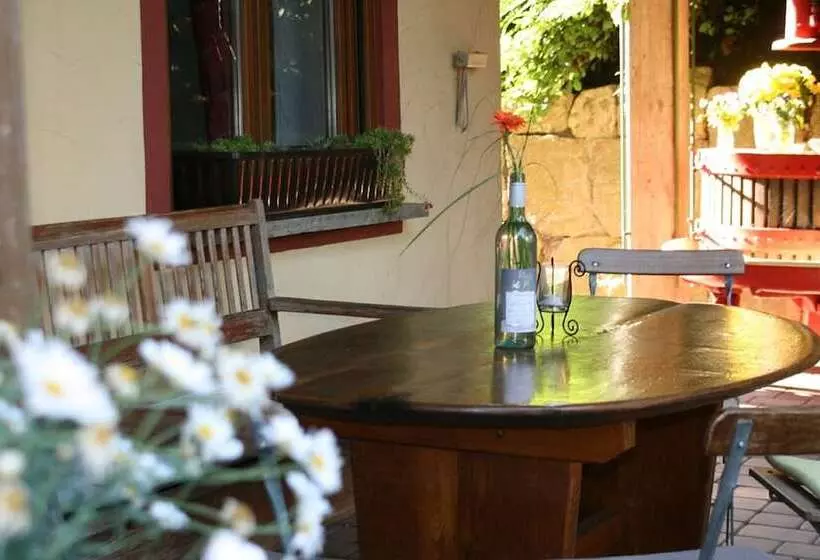 Majatalo Weingut Karl Braun