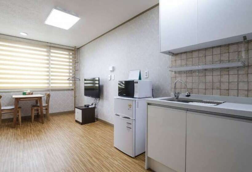 Seogwipo Hesede House Pension