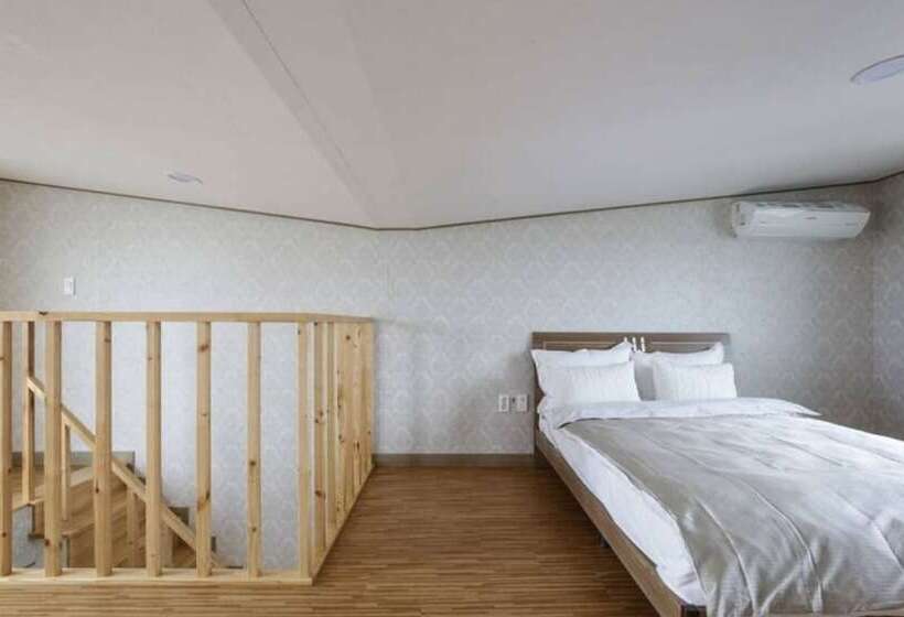 Seogwipo Hesede House Pension