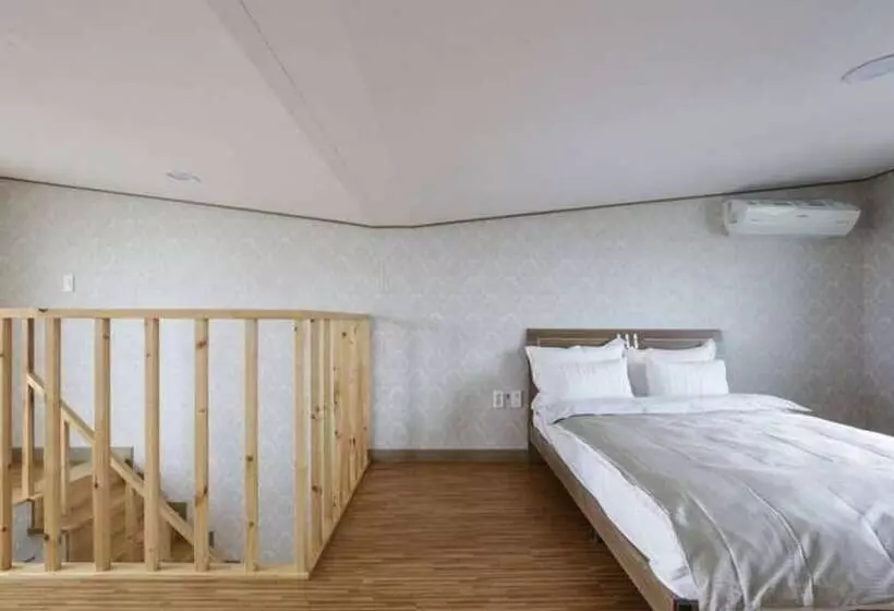 Seogwipo Hesede House Pension