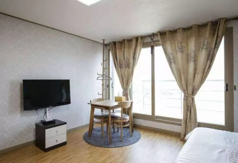 Seogwipo Hesede House Pension