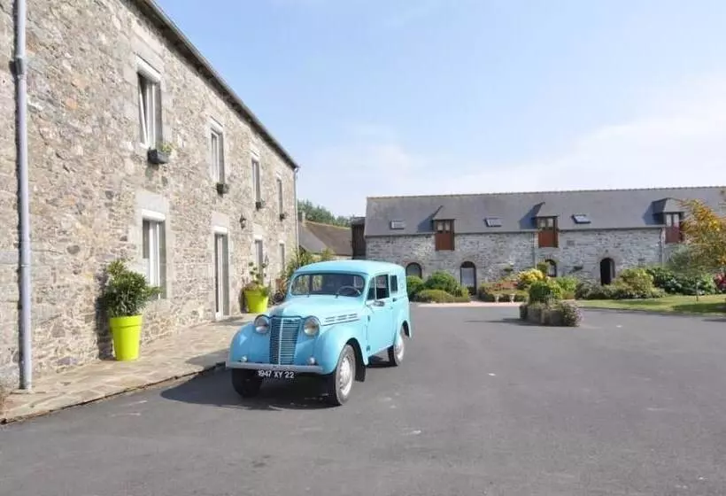 Aamiaismajoitus (B&B) Gîtes Domaine Du Grenier