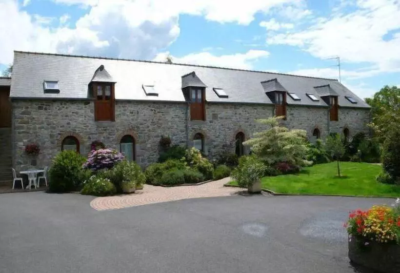 Aamiaismajoitus (B&B) Gîtes Domaine Du Grenier