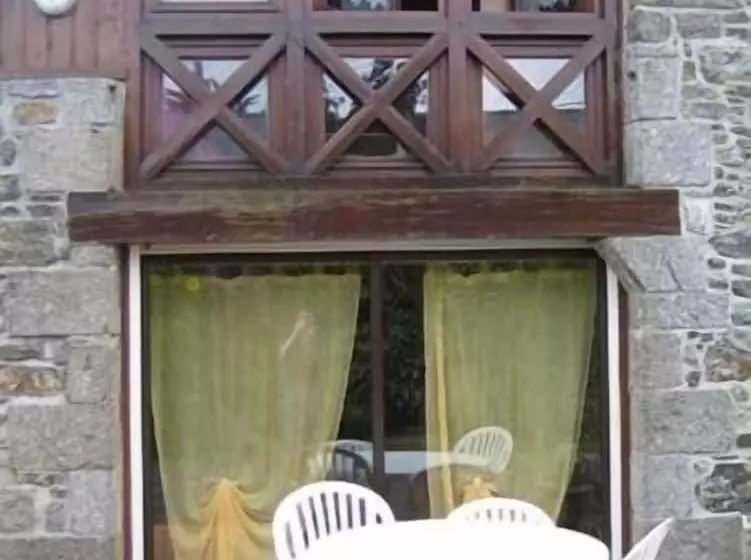 Aamiaismajoitus (B&B) Gîtes Domaine Du Grenier