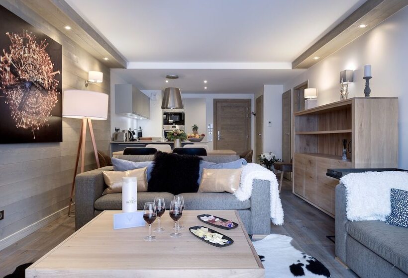 اقامتگاه Le C By Alpine Resorts