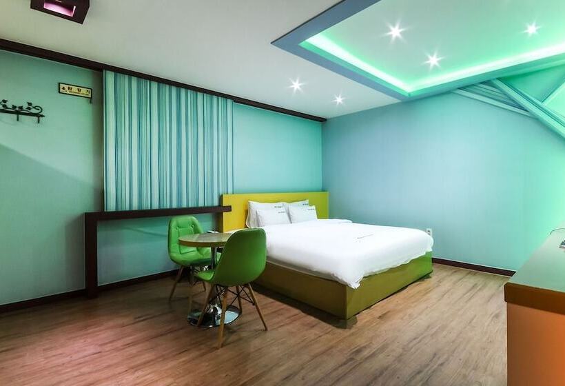 Motel Tongyeong Ivy