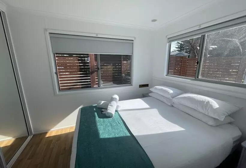 استراحتگاه Nrma Shellharbour Beachside Holiday Park