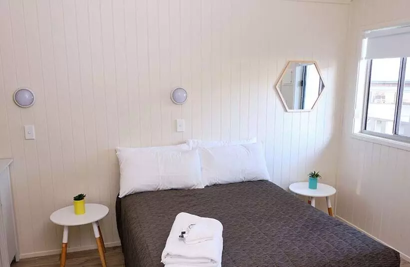 استراحتگاه Nrma Shellharbour Beachside Holiday Park