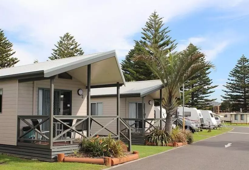 استراحتگاه Nrma Shellharbour Beachside Holiday Park