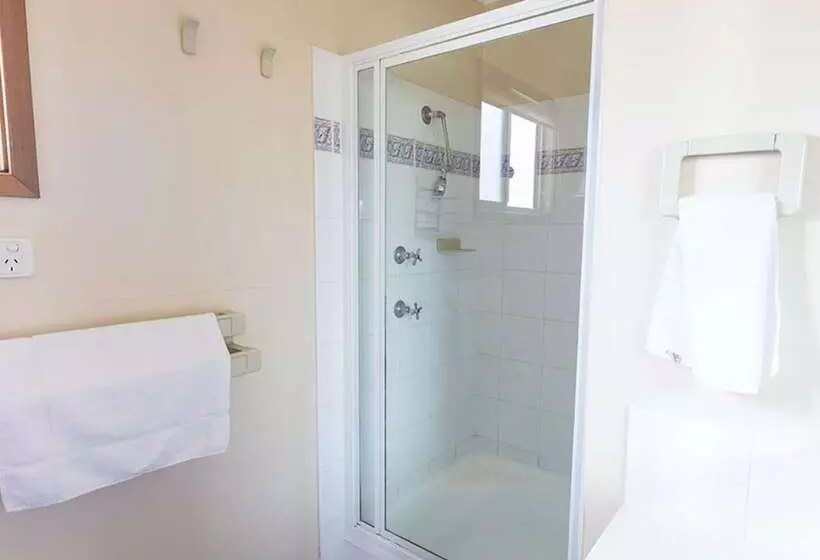 استراحتگاه Nrma Shellharbour Beachside Holiday Park