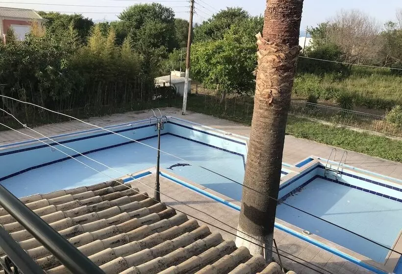 Banos Apartments And Swimming Pool
