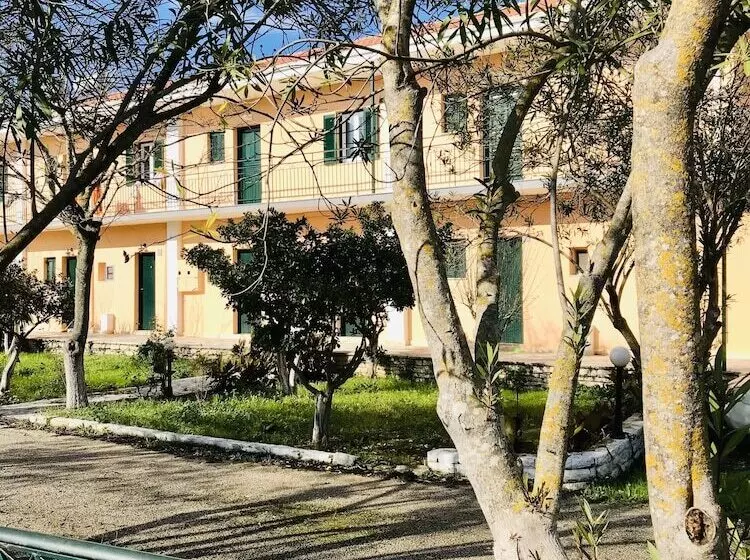 Banos Apartments And Swimming Pool