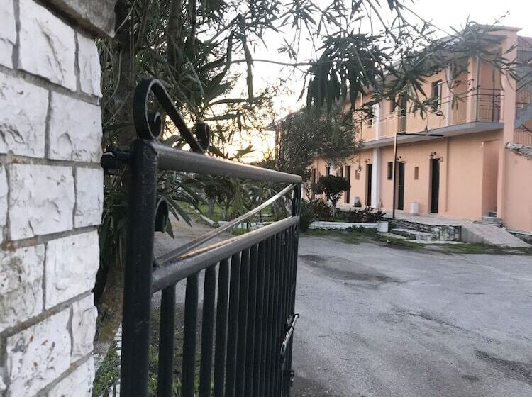 Banos Apartments And Swimming  Pool