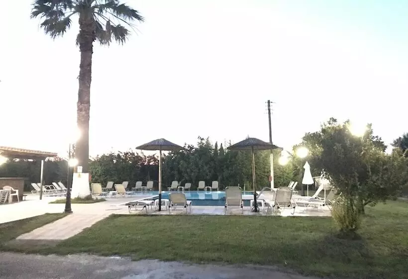 Banos Apartments And Swimming Pool