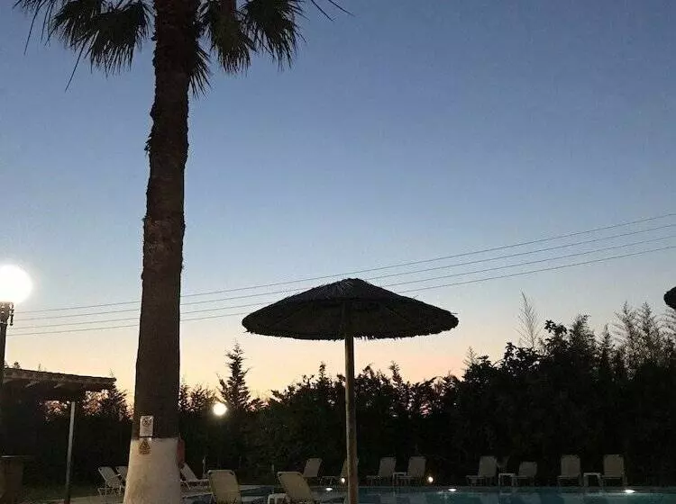 Banos Apartments And Swimming Pool