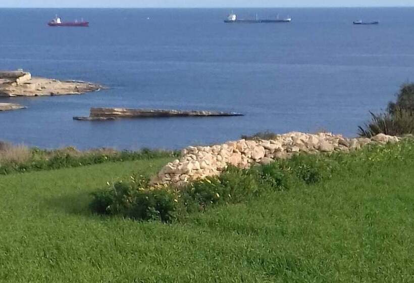 پانسیون Room In Guest Room   Merzuq House   Deluxe Double Room With Shower