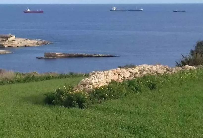 پانسیون Room In Guest Room   Merzuq House   Deluxe Double Room With Shower