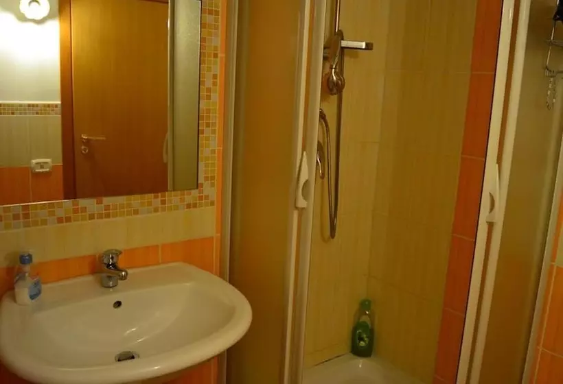 ベッドアンドブレックファースト Suite Glicine   Bb S Elia