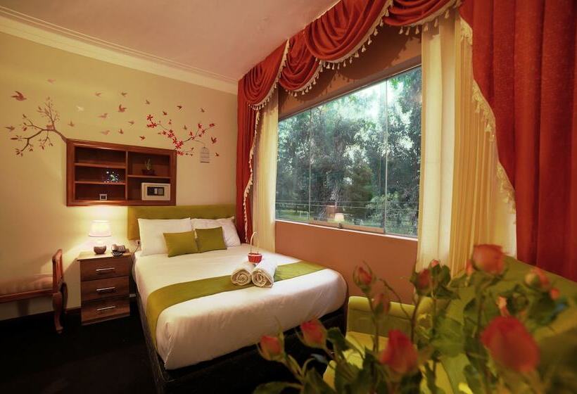 Gatsby Hotel Collection