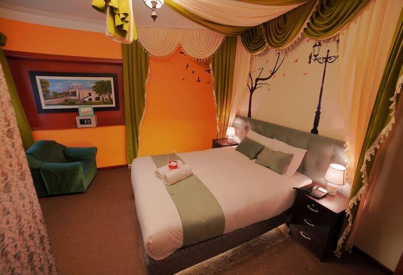 Gatsby Hotel Collection