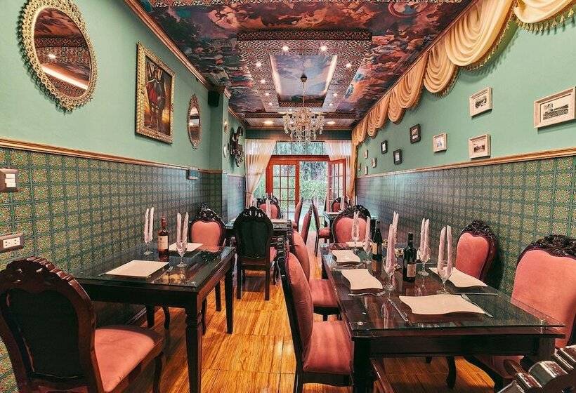 Gatsby Hotel Collection