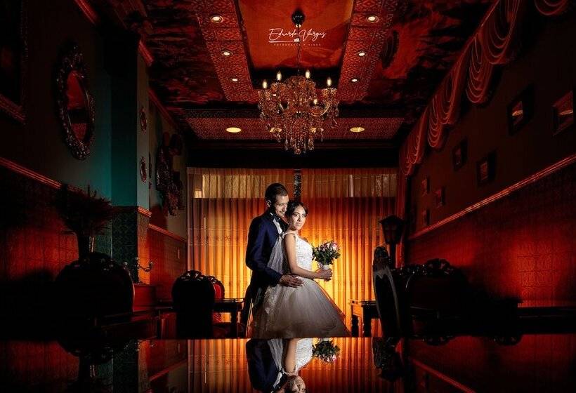 Gatsby Hotel Collection