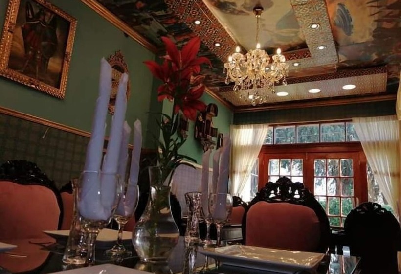 Gatsby Hotel Collection