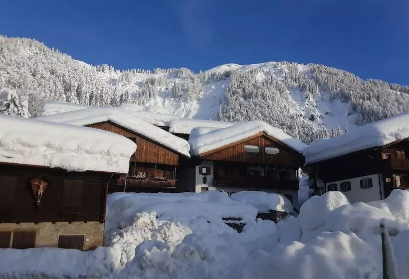 簡易ホテル Bivera Sauris