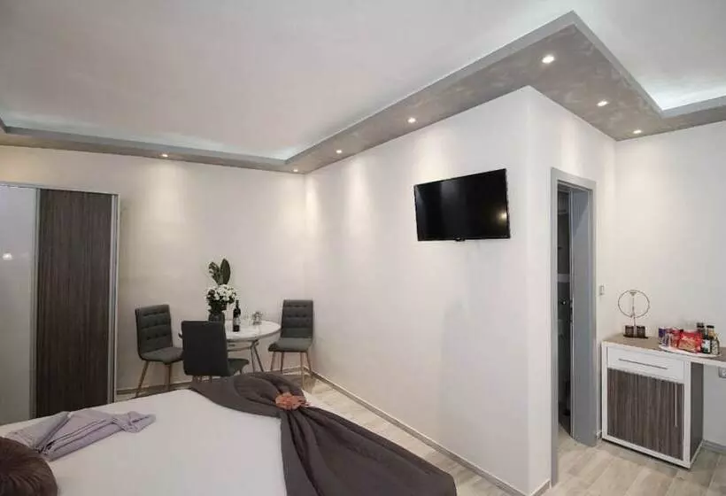 Majatalo Alessio Premium Rooms   Superior Room 3