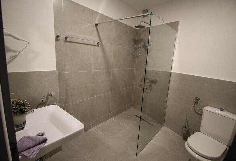 پانسیون Alessio Premium Rooms   Superior Room 3