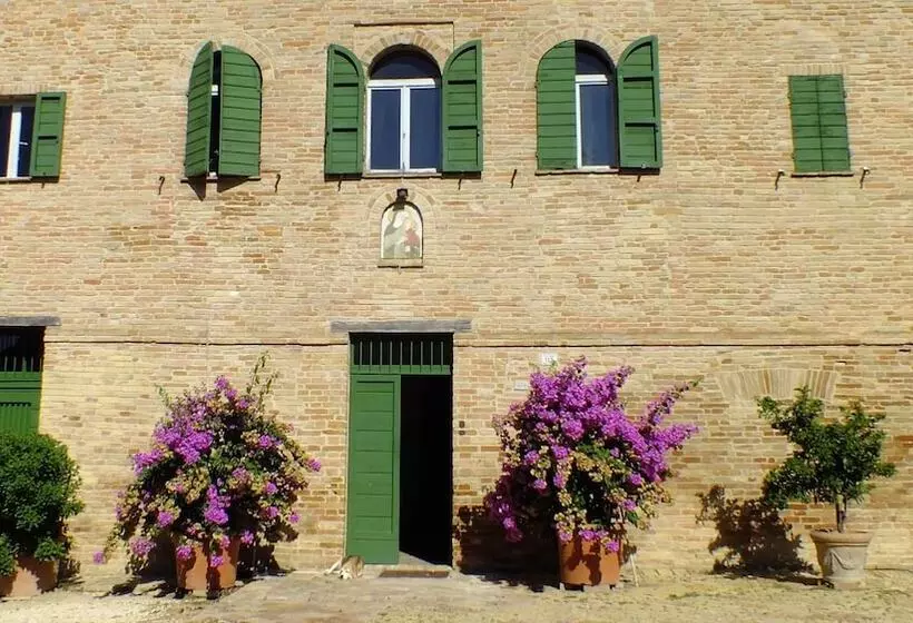 Hotelli Ancient Farmhouse With Winery Xiv Century