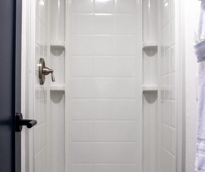 Отель Kendall Mountain Lodge